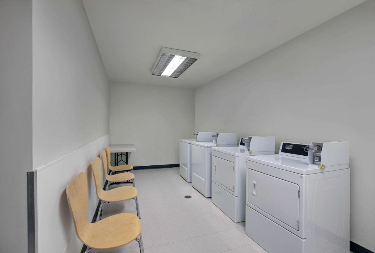 Motel 6 איירדרי מראה חיצוני תמונה